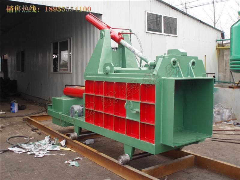 金属液压压块机