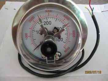 供应台湾款式全不锈钢电接点压力表